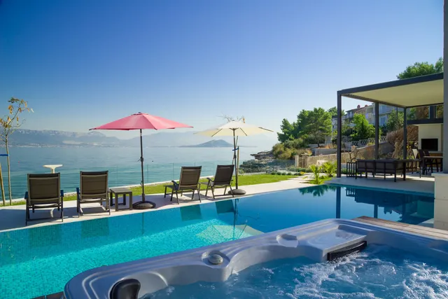 Acadia Beach Villas & Apartments - The Seaside of Life