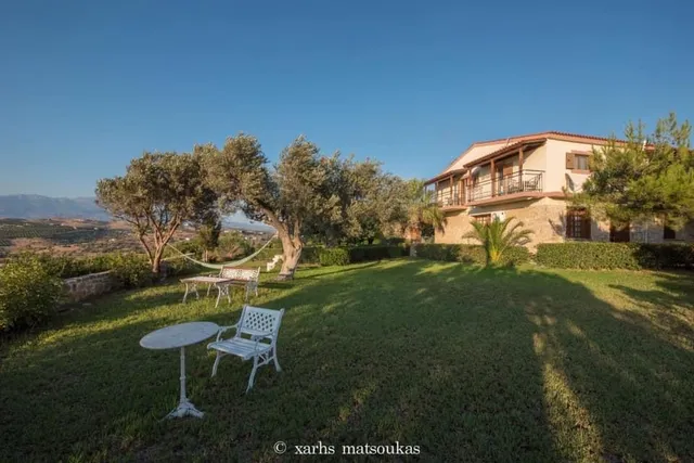 irenekomos apartments