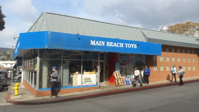Main Beach Toys & Games