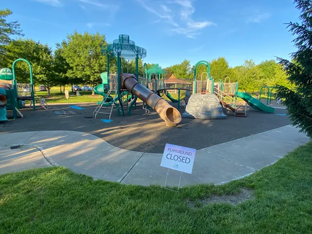 Pine Hill Lakes Park