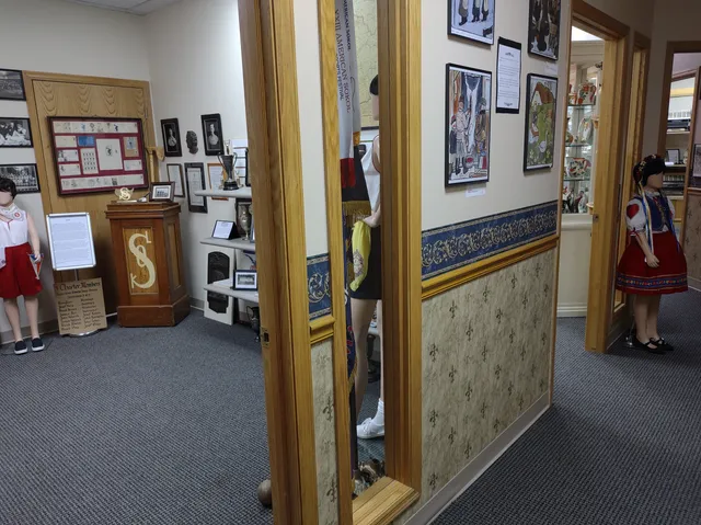 Czech and Slovak Educational Center and Cultural Museum