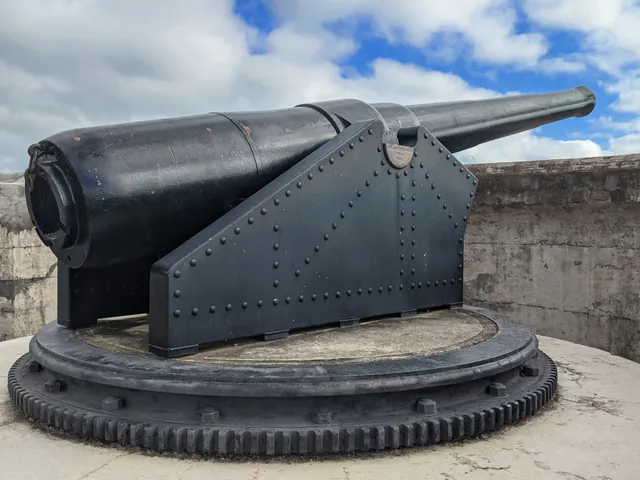 Kissing Point Fortification