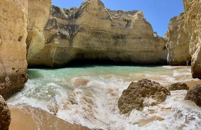 Praia do Ninho de Andorinha