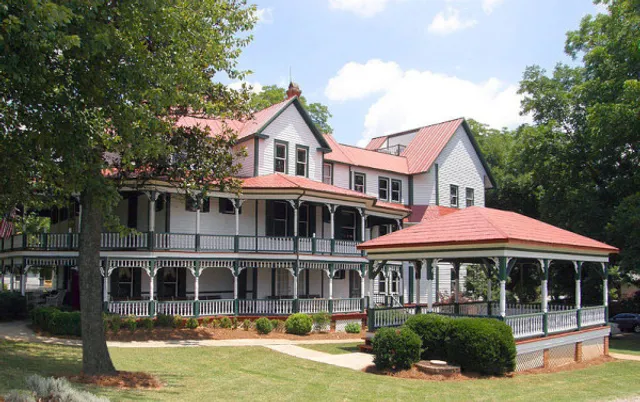 Hiddenite Arts & Heritage Center