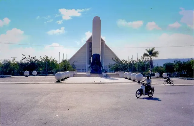 Cathédrale Du Souvenir