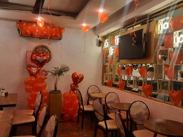 Kapoor's Pavilion Family Restaurant