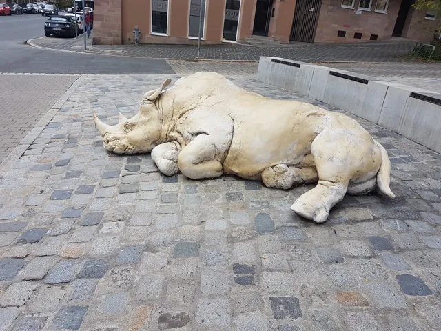 Das schlafende Nashorn