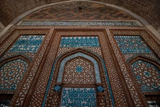 İzzettin Keykavus Tomb