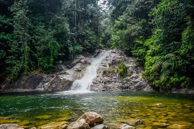 Air Terjun Chemerong