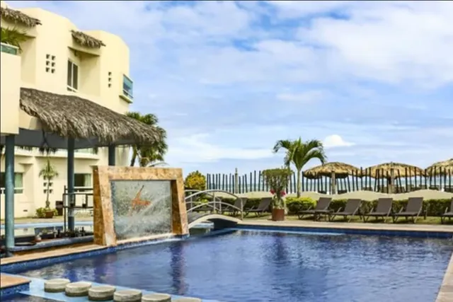 ​Artisan Family Hotels & Resort Collection Playa Esmeralda
