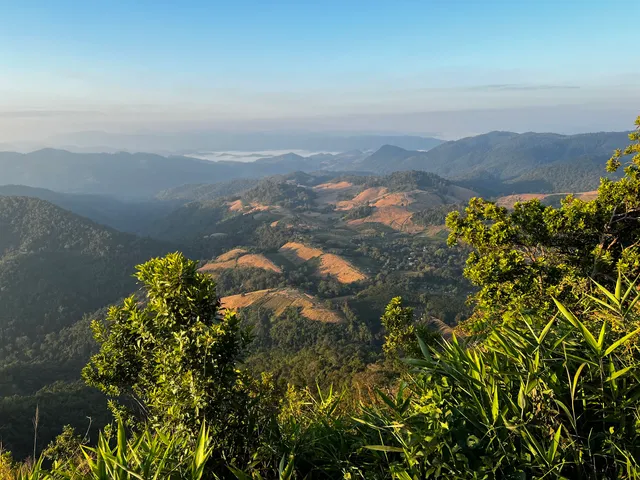 ยอดเขาเทวดา อุทยานแห่งชาติพุเตย