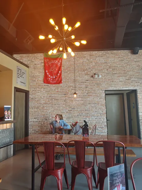 Papa Lee Chinese Restaurant