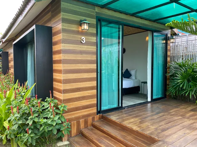 This Phe Resort ดีสเพย์ รีสอร์ท