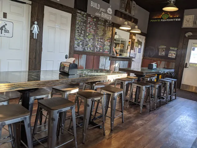 FINNS GRILL & BAR/ SWEET TREATS