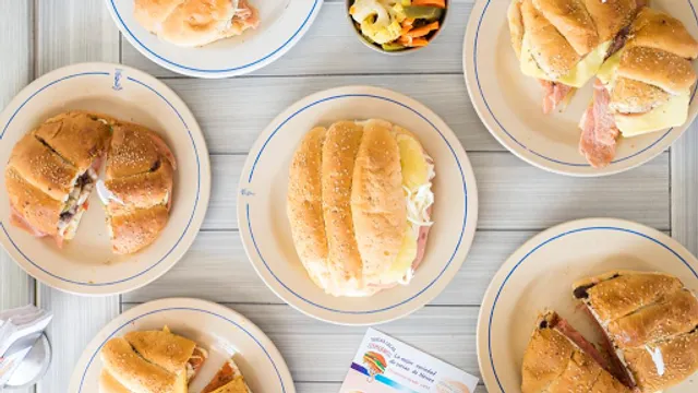 Tortas Locas Hipocampo Pasaje San Jeronimo