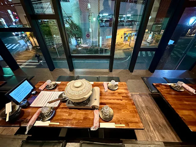 炭火焼きと馬刺し 個室居酒屋周 知立店