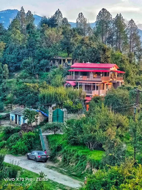 WindyRidge by Nature's Vibe Stays- A plum Orchard Villa