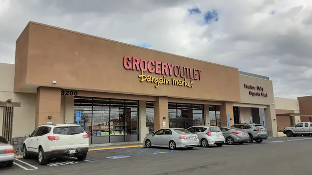 Grocery Outlet