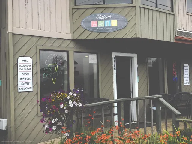 Cliffside Coffee & Sweets