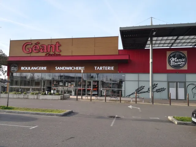 Marie Blachère CHÂTEAU D'OLONNE (Mercialys)