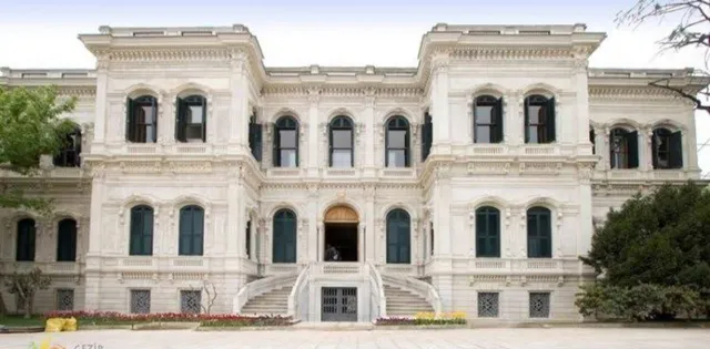 Büyük Mabeyn Köşkü