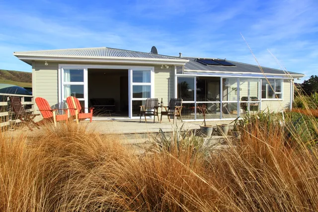 Waikava Harbour View - Catlins Accommodation