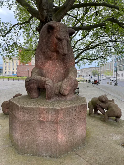 Bear Fountain