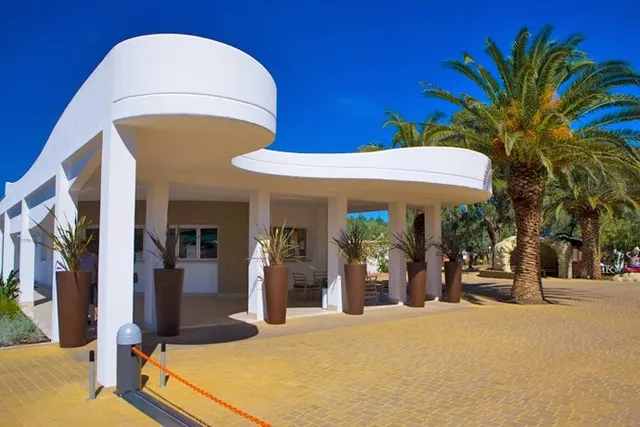 Camping Village Grotta del Saraceno