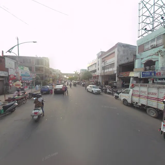 OYO Heaven Hotel and Restaurant