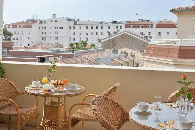 Hôtel Cannes Centre Univers