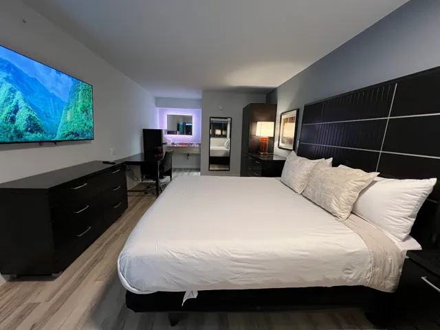 Boardwalk Suites Hotel