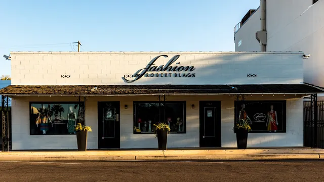 Fashion by Robert Black