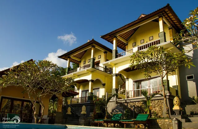 Beten Waru Restaurant & Bungalows