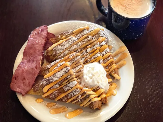 Toast Coffee + Kitchen