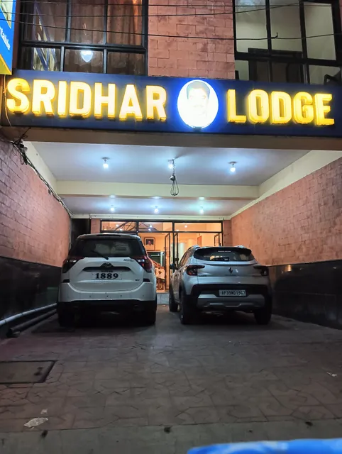Sridhar Lodge