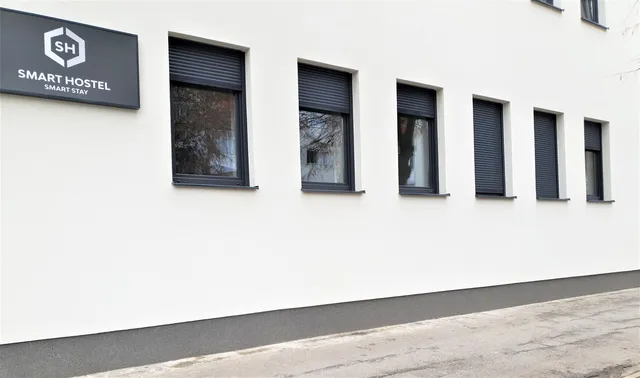 Hotel Central & Smart hostel & Svečana dvorana