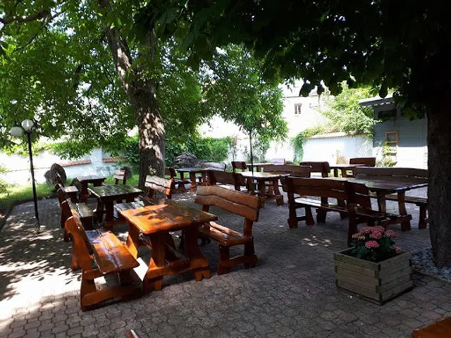 Platzhirsch Enns - Stadtheuriger