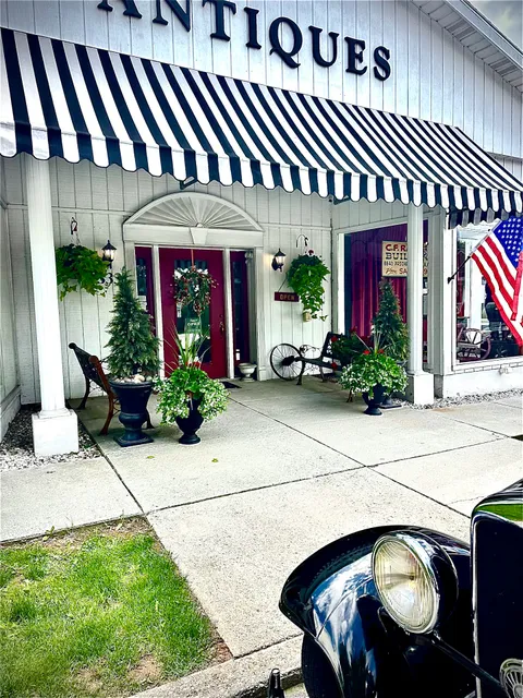 New Oxford Antique Center