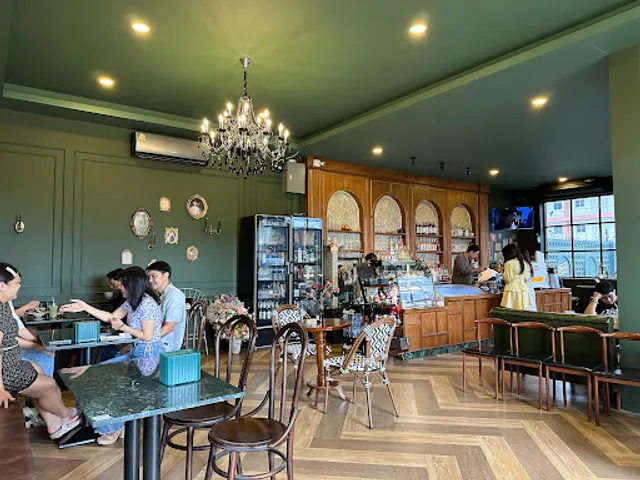 The Secret Bar & Restaurant