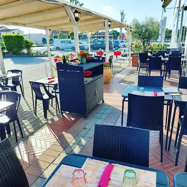 Trattoria e Pizzeria A Casa Mia