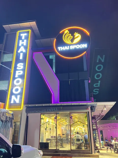 Thai Spoon Kitchen & Cafe