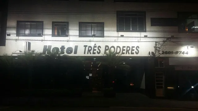 Hotel Três Poderes