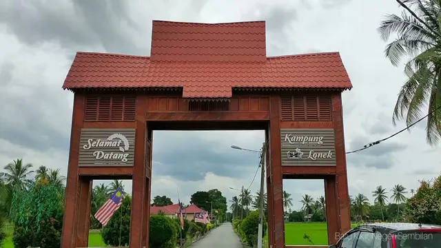 Homestay Kampung Lonek