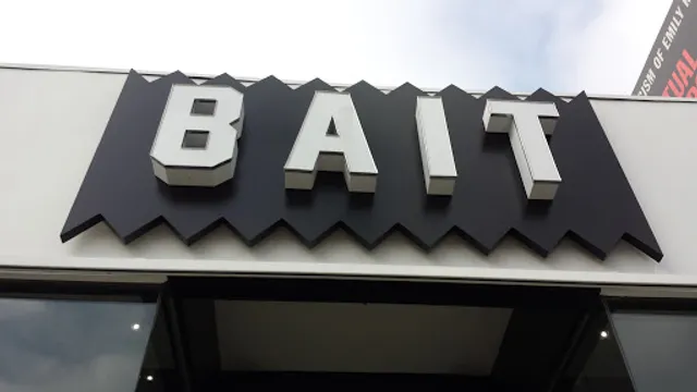 BAIT