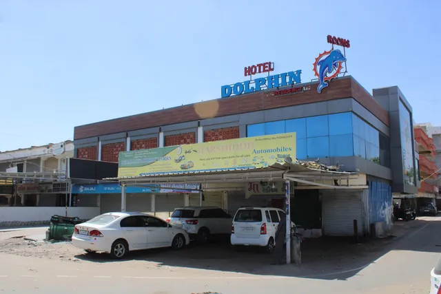 Hotel Dolphin Residency- Best Hotel, Rooms, Budget Hotel, Family Hotel