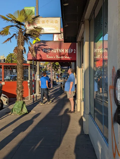 Kevin & Chris’s Noodle House