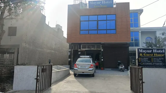 OYO Mayur Hotel & Guest House