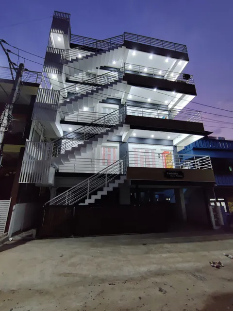 Yashitha Mansion- Service apartment