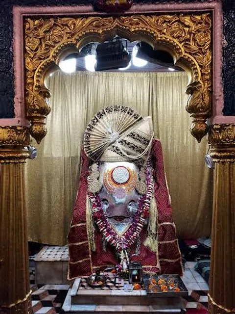 Prachintam Shani Mandir Juni Indore