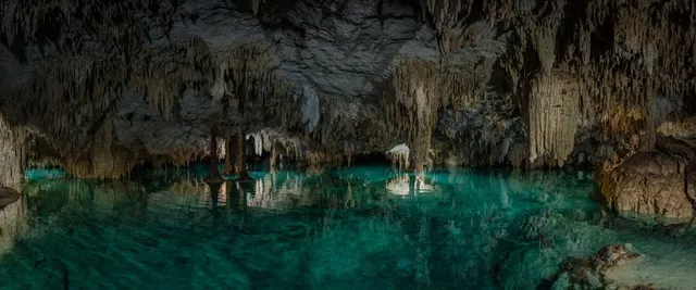 Cenote Nohoch Nah Chich